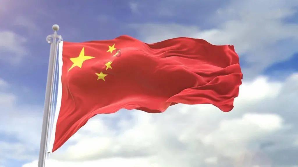 这个面包模样有点黑，不放黄油照样香，外脆内软，养胃促消化
