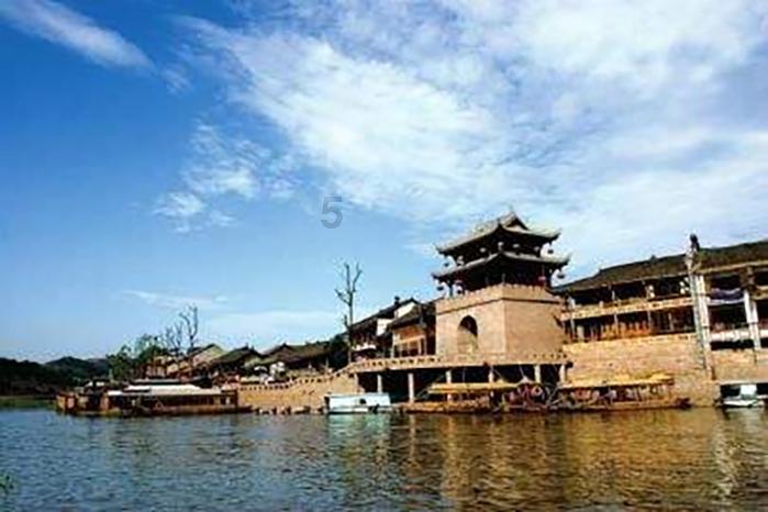 新年开门红！8家企业在重庆股份转让中心正式挂牌